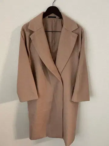 UNIQLO 핑크 베이지 체스터 코트