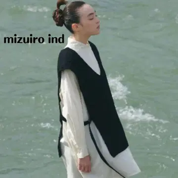 mizuiro ind V넥 케이블 니트 베스트 사이드 벨트 블랙