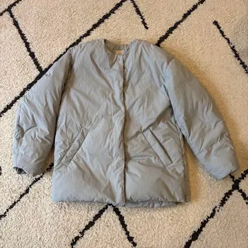 그린 레이블 릴랙싱 라이트 블루 다운 자켓