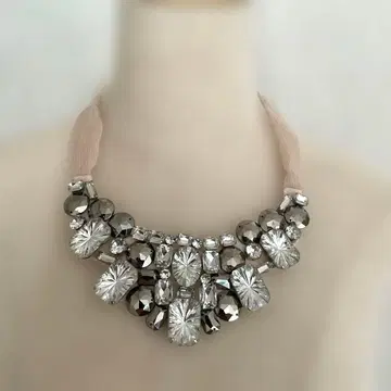 YUMA KOSHINO 미사용 새상품 목걸이 액세서리