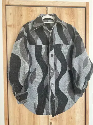 EMODA 웜 오버 셔츠 자켓