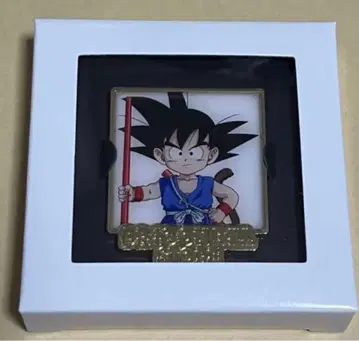 드래곤볼 스토어 핀 배지 한정품