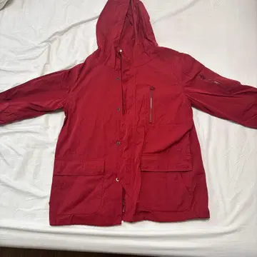 빨간색 후드 부착 마운틴 파카 베이플로우 사이즈 4