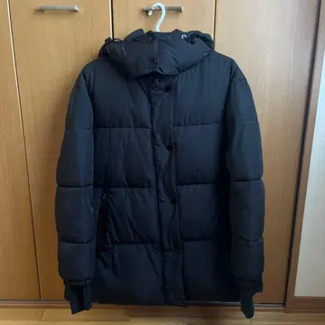 롱 기장 블랙 다운 자켓 ZARA