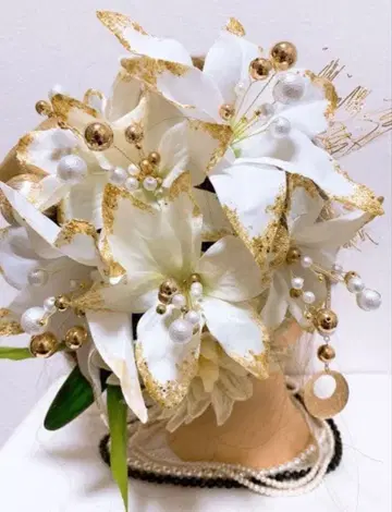 카사블랑카 달리아 화이트 x 골드 머리 장식 성인식