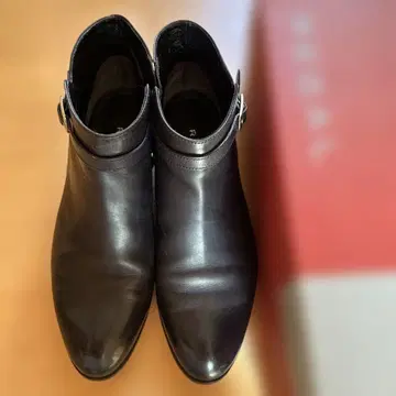 REGAL 블랙 앵클부츠