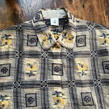 6 꽃무늬 자카드 반팔 셔츠