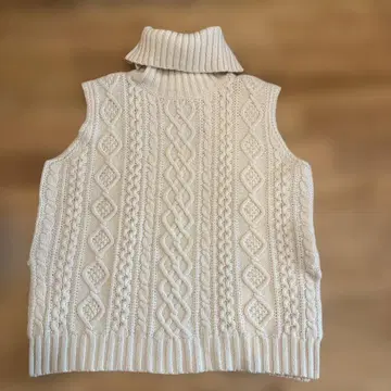 THE SHINZONE 니트 베스트 화이트 케이블