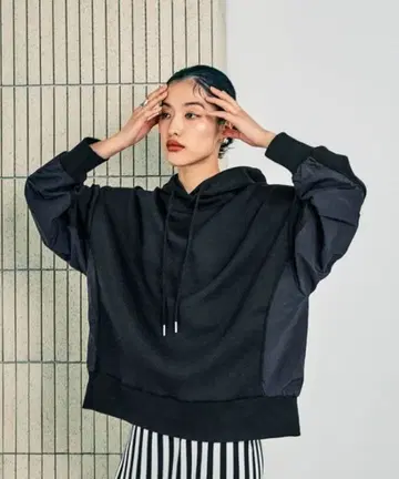 렙심 이소재 개더 후드티 블랙