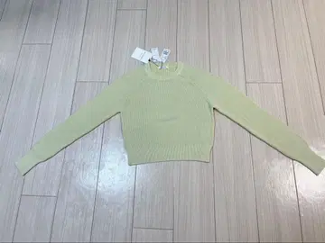 리브 옐로우 컬러 크롭 스웨터