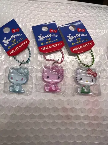 헬로키티 푹신푹신 프티 볼체인