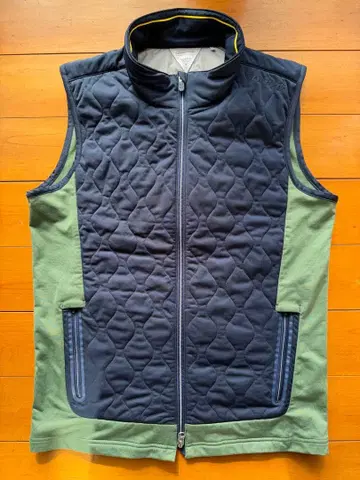 TaylorMade 퀼팅 베스트 네이비/그린 L 사이즈