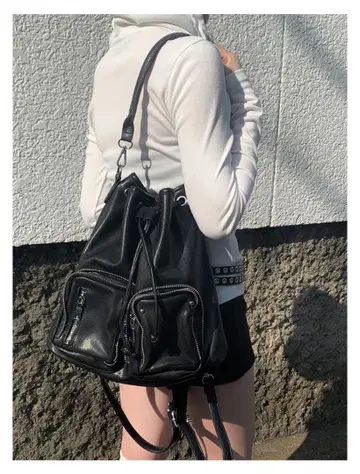 합성 피혁 블랙 백팩 한국 가방