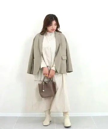 [미사용 새상품] asymmetry shirt one-piece | 모카