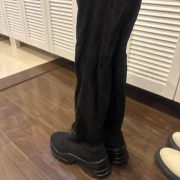 블랙스 에이드 통굽 롱 부츠