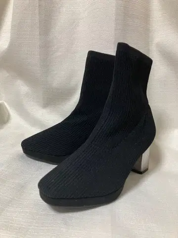 미사용 새상품 mysty woman 니트 부츠 L