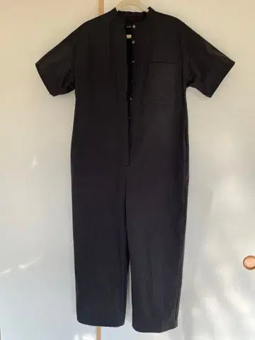 새상품급 에테르니테 드 소와 반팔 올인원 점프수트 사이즈 1