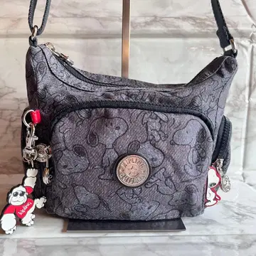 컨디션 최상 키플링 PEANUTS 스누피 숄더백