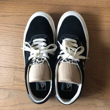 Vans ACER 블랙/화이트 스니커즈