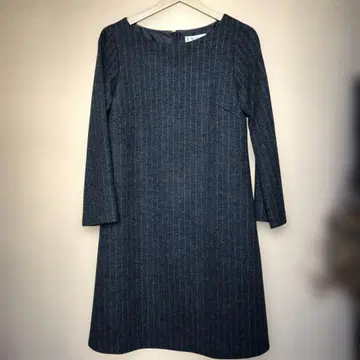 새상품급 KUMIKYOKU 울 혼방 무릎 기장 원피스 사이즈 2 그레이