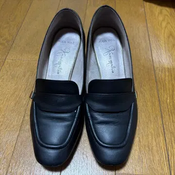 블랙 가죽 로퍼 낮은 힐