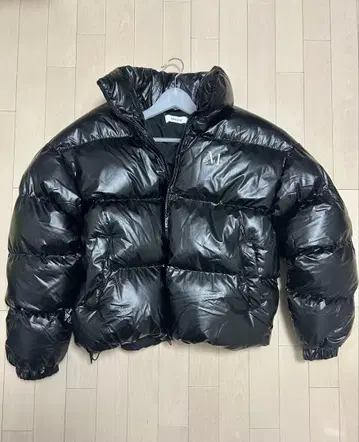 MUCENT(무센트) 다운 자켓 글로시 블랙