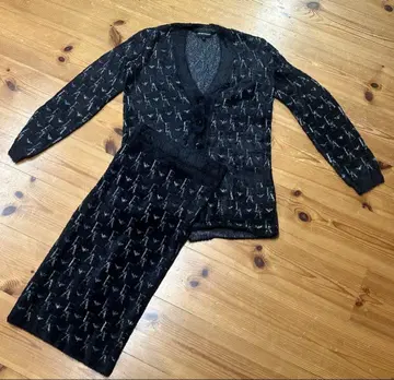 EMPORIO ARMANI 네이비 셋업 XS