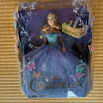 실사판 신데렐라 로얄 댄스 파티 인형 (마텔사 제조)