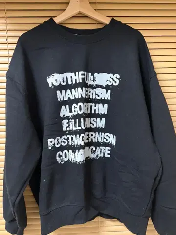 filluminate 스프레드 프린트 스웻셔츠