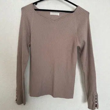 리브 편직 베이지 긴팔 상의