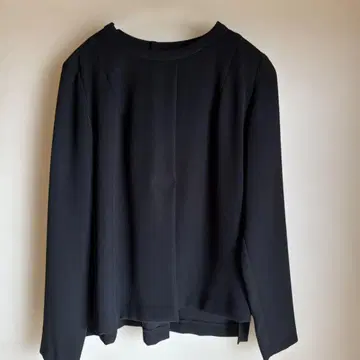 블랙 긴팔 셔츠 백 버튼 포함