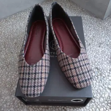 BEAUTY&YOUTH 체크 무늬 플랫슈즈