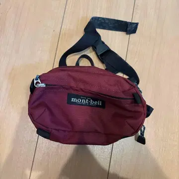 몽벨 바디백 버건디