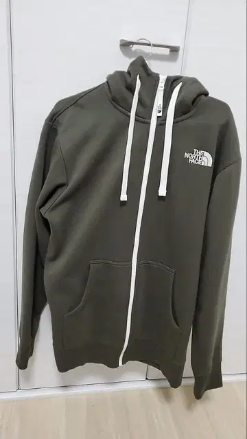 THE NORTH FACE 올리브 L 사이즈 후드티