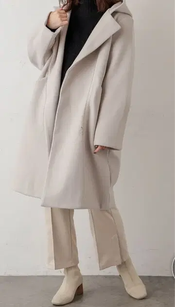 내추럴 꾸뛰르 후드 ZIP 코트