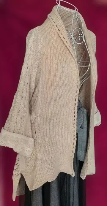 즉시 구매 베이지 뜨개질 가디건 7부 소매 귀여운