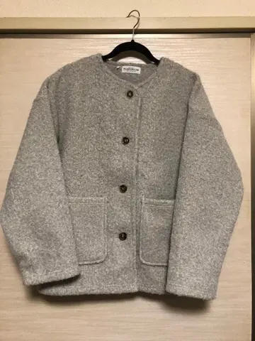 프레미이 콜로미이 이번 시즌 구매 코트