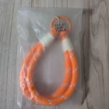 핸드 스트랩 오렌지 패밀리 클럽 스토어