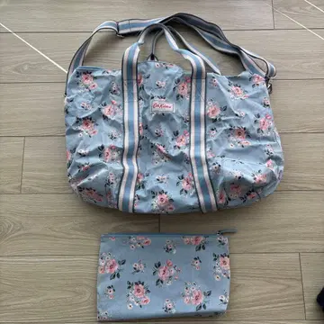 Cath Kidston 꽃무늬 보스턴 백 파우치 포함
