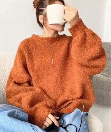 크루넥 소프트 터치 페더 니트 풀오버