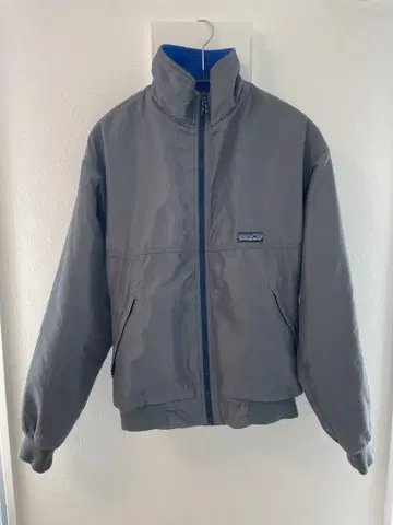 Patagonia 쉘드 신틸라 레어 컬러