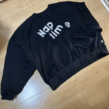naptime 23FW 풀오버 SWEAT-BLACK