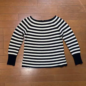 스트라이프 보트넥 니트 긴팔