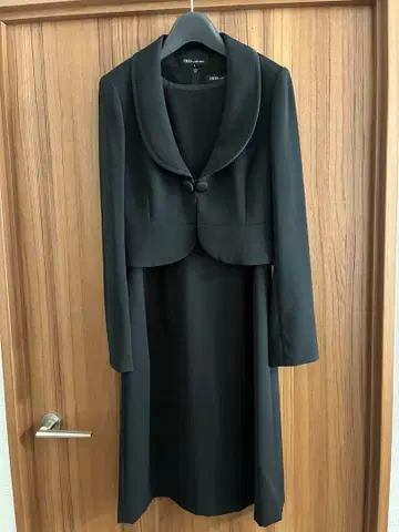 CREA by SOIR PERLE 블랙 포멀 상복