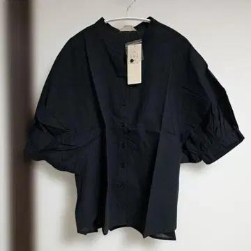 Samansa Mos2 절개 스키퍼 셔츠 블랙 FREE