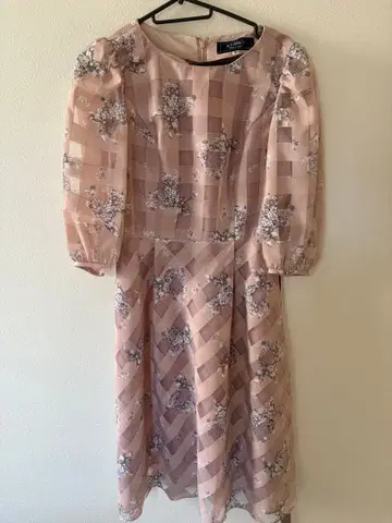 38 MsGracy 컨디션 최상 꽃무늬 체크 반팔 원피스