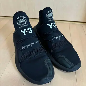 Y-3 블랙 스니커즈 22.5cm