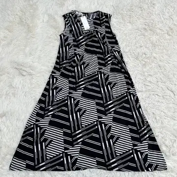 택 포함 새상품 FIFILLES 피필 총무늬 롱 원피스 블랙