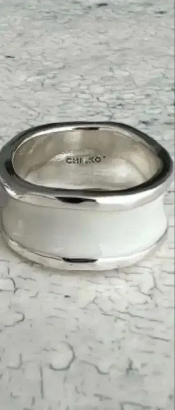 CHIEKO+ 치에코플러스 보빈 화이트 x 실버 반지 13호