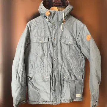 Quiksilver 후드 부착 마운틴 파카 스카이블루